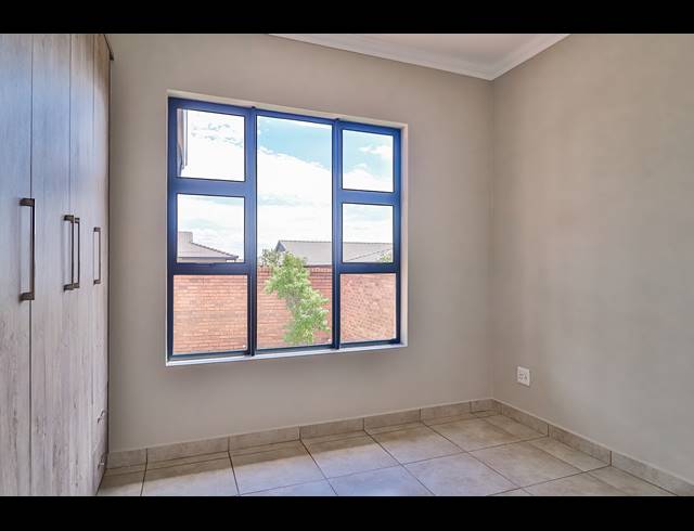 3 BEDROOM SIMPLEX FOR SALE IN SIX FOUNTAINS RESIDENTIAL ESTATE